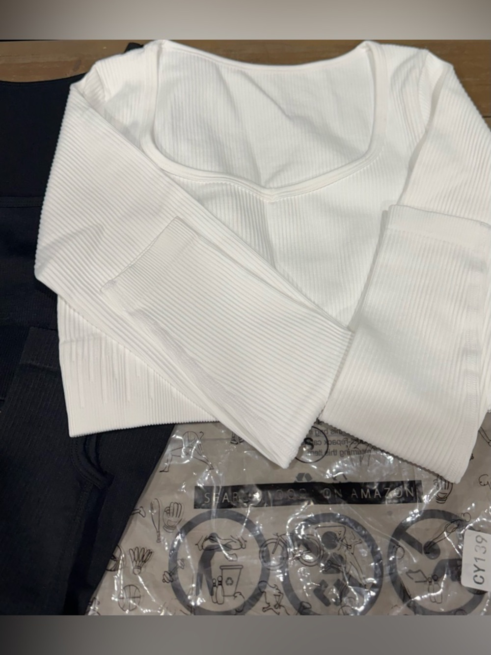OQQ Ribbed Long Sleeve Crop Top Duo in Black & White SET - Picture 3 of 4